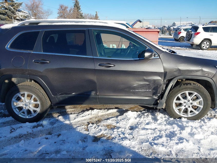 2017 Jeep Cherokee Latitude VIN: 1C4PJMCSXHW628463 Lot: 30075247