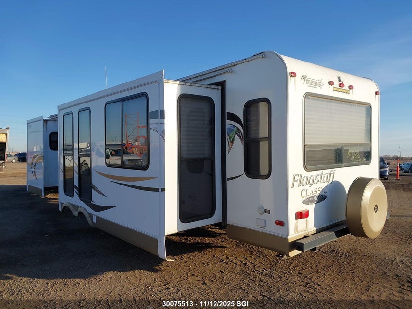 4X4TFLG27B1837825 2011   photo no. 3