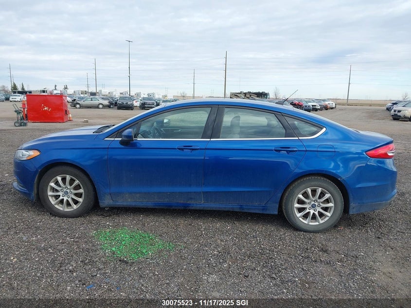 2017 Ford Fusion S VIN: 3FA6P0G77HR255951 Lot: 30075523