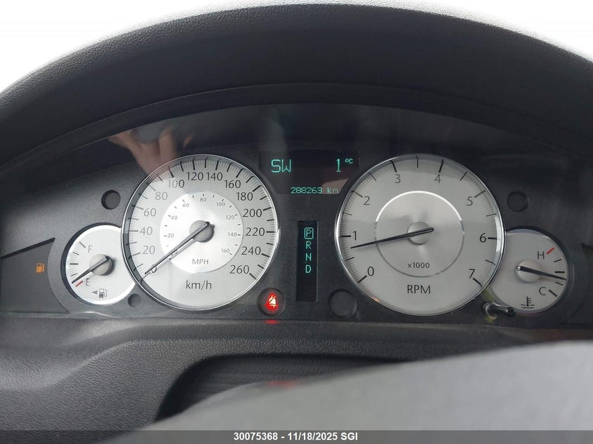 2010 Chrysler 300C VIN: 2C3CA6CT6AH232803 Lot: 30075368