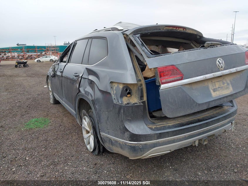1V2MR2CA3JC545258 2018 VOLKSWAGEN ATLAS photo no. 3