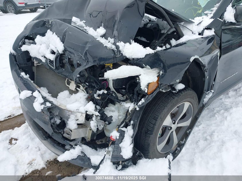 2019 Jeep Cherokee Limited VIN: 1C4PJMDX0KD210135 Lot: 30074688