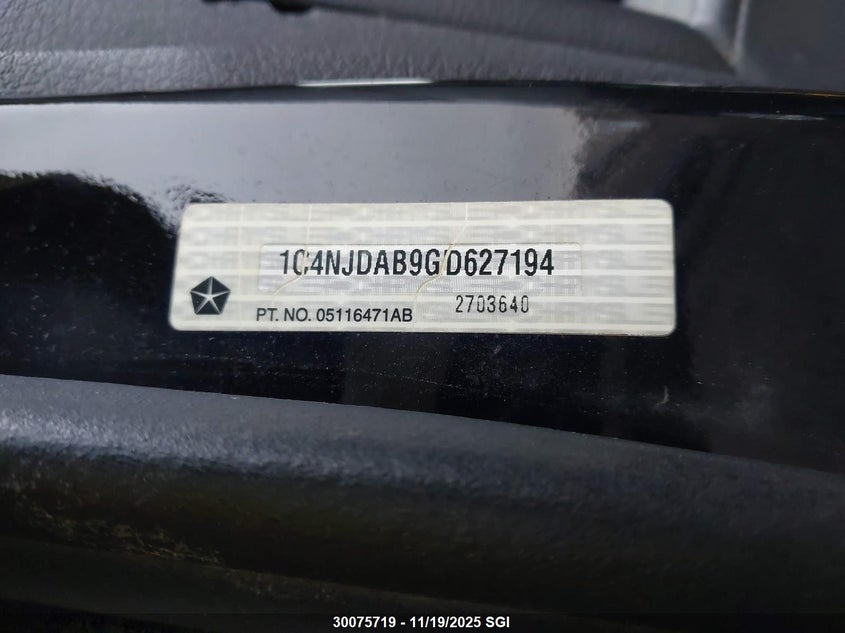 2016 Jeep Compass Sport VIN: 1C4NJDAB9GD627194 Lot: 30075719
