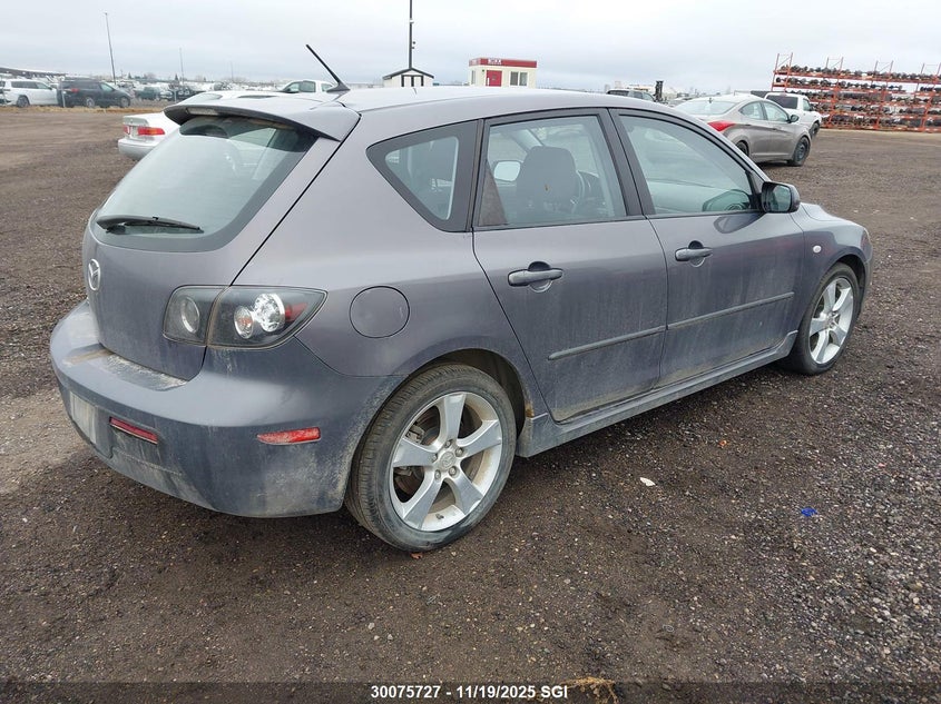 JM1BK343X81144640 2008 MAZDA 3 photo no. 4
