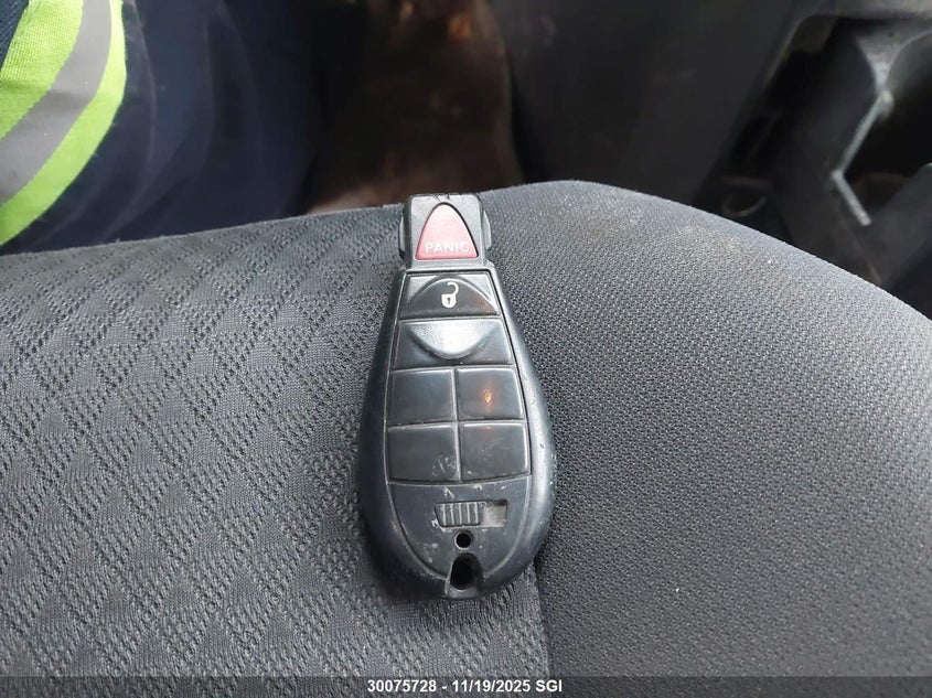 2010 Dodge Grand Caravan Se VIN: 2D4RN4DE1AR388680 Lot: 30075728