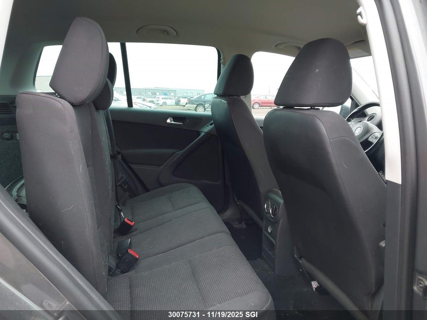 2015 Volkswagen Tiguan S/Se/Sel/R-Line VIN: WVGJV7AX0FW567868 Lot: 30075731