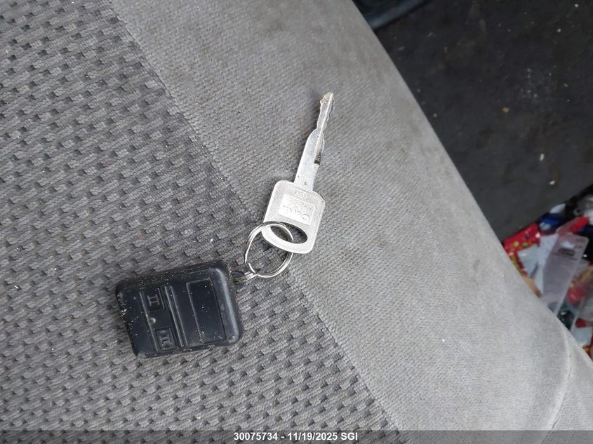 1999 Ford F150 VIN: 2FTRF18W5XCA32658 Lot: 30075734