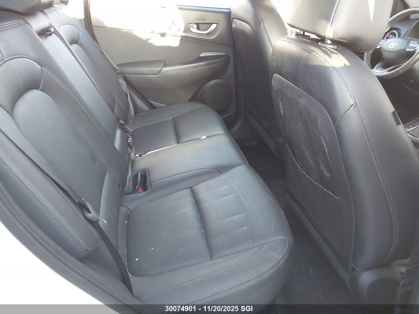 2022 Hyundai Kona Sel VIN: KM8K6CAB7NU884779 Lot: 30074901