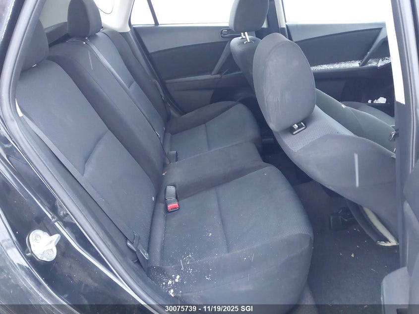 2011 Mazda 3 I VIN: JM1BL1KF7B1411352 Lot: 30075739