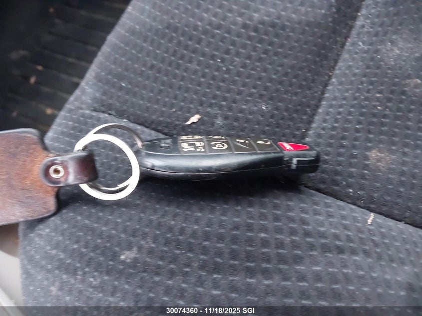 2015 Dodge Grand Caravan Crew VIN: 2C4RDGDGXFR501262 Lot: 30074360