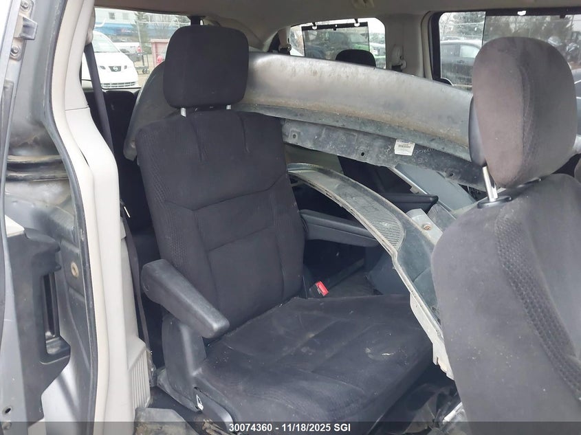 2015 Dodge Grand Caravan Crew VIN: 2C4RDGDGXFR501262 Lot: 30074360