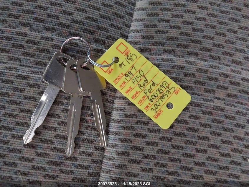 1997 Ford F150 VIN: 2FTDX1764VCA85678 Lot: 30075525