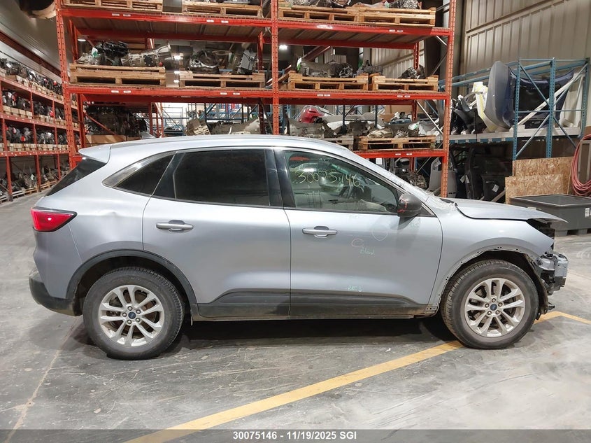 2022 Ford Escape Se VIN: 1FMCU9G64NUA52677 Lot: 30075146