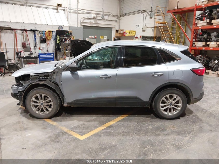 2022 Ford Escape Se VIN: 1FMCU9G64NUA52677 Lot: 30075146