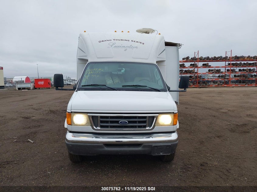 2003 Ford Econoline E450 Super Duty Cutwy Van VIN: 1FDXE45S43HB57856 Lot: 30075762