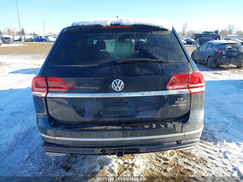 2018 Volkswagen Atlas Execline VIN: 1V2TR2CA2JC596620 Lot: 30075349