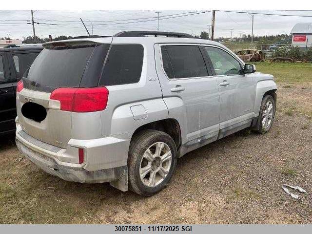 2GKFLTEK2H6145044 2017 GMC TERRAIN photo no. 3
