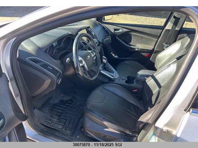 1FAHP3J23CL144523 2012 FORD FOCUS photo no. 5