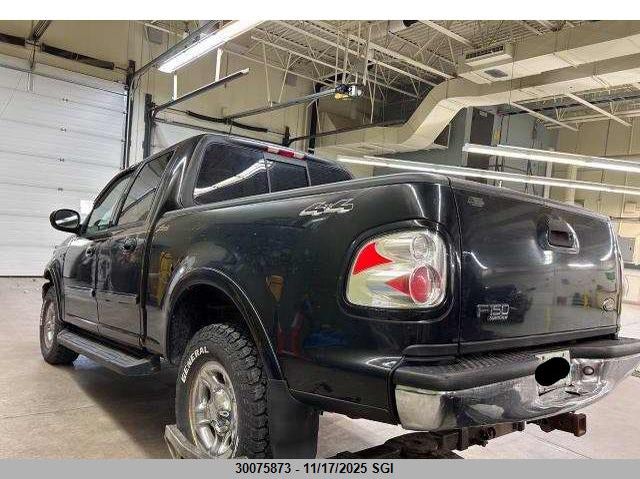 1FTRW08L81KE32247 2001 FORD F-150 photo no. 3
