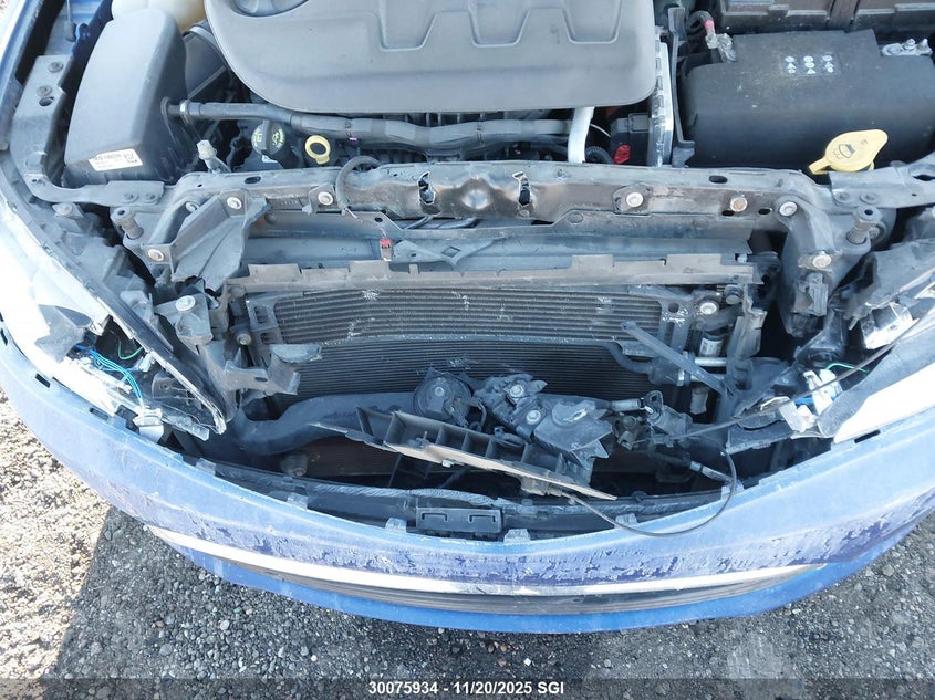 2015 Chrysler 200 Limited VIN: 1C3CCCAG0FN740813 Lot: 30075934