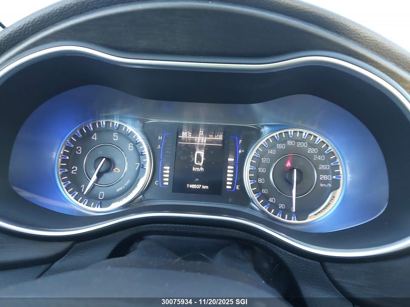 2015 Chrysler 200 Limited VIN: 1C3CCCAG0FN740813 Lot: 30075934