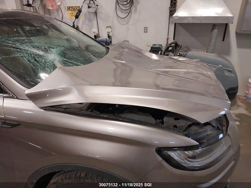 2019 Lincoln Nautilus Reserve VIN: 2LMPJ8L94KBL42301 Lot: 30075132