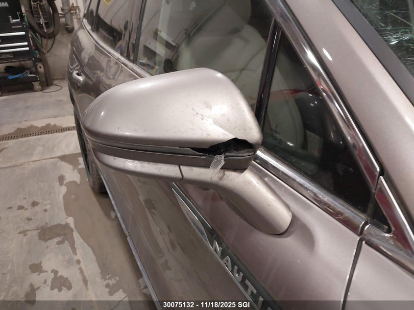 2019 Lincoln Nautilus Reserve VIN: 2LMPJ8L94KBL42301 Lot: 30075132