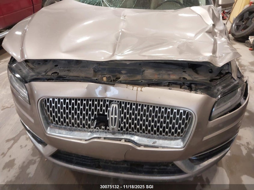 2019 Lincoln Nautilus Reserve VIN: 2LMPJ8L94KBL42301 Lot: 30075132