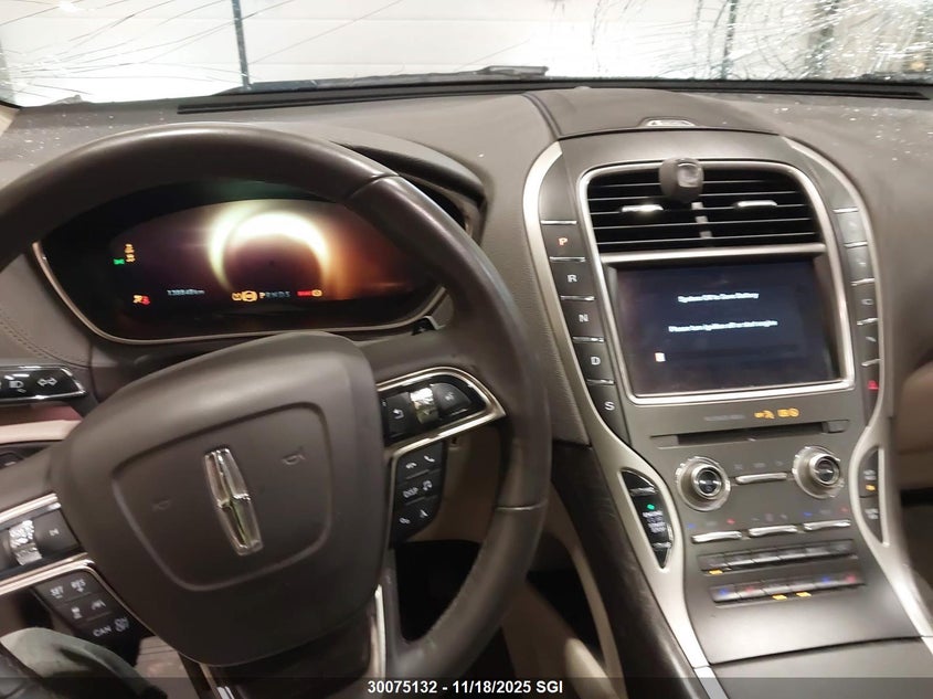 2019 Lincoln Nautilus Reserve VIN: 2LMPJ8L94KBL42301 Lot: 30075132