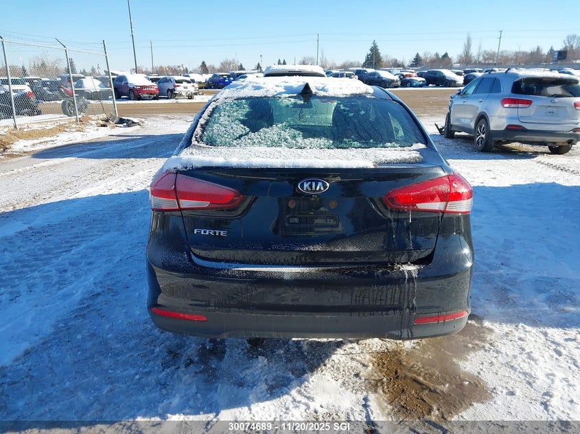 2018 Kia Forte Lx/S VIN: 3KPFL4A7XJE281172 Lot: 30074689