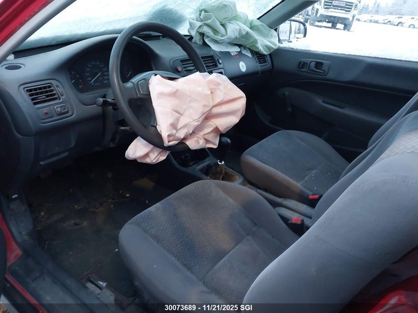 1998 Honda Civic Dx VIN: 2HGEJ6330WH009489 Lot: 30073689