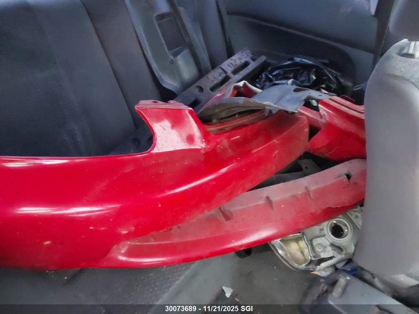 1998 Honda Civic Dx VIN: 2HGEJ6330WH009489 Lot: 30073689