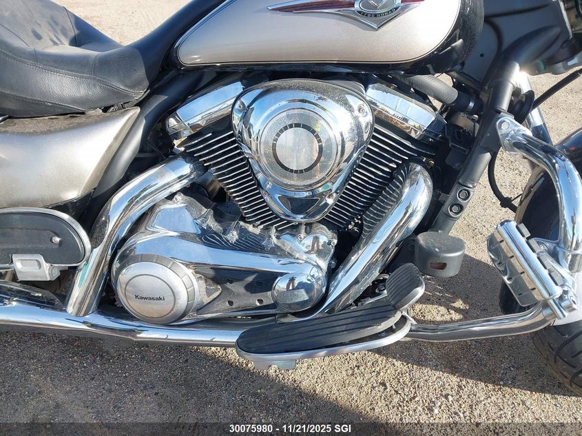 2010 Kawasaki Vn1700 C VIN: JKBVNRC1XAA005014 Lot: 30075980