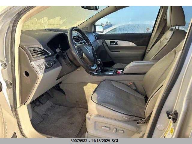 2011 Lincoln Mkx VIN: 2LMDJ8JK1BBJ17987 Lot: 30075982