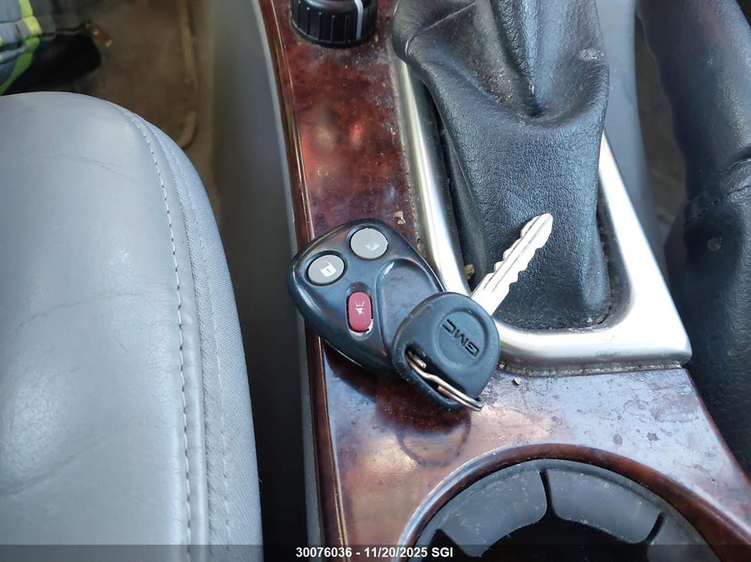 2005 GMC Envoy Xl VIN: 1GKET16S956153075 Lot: 30076036