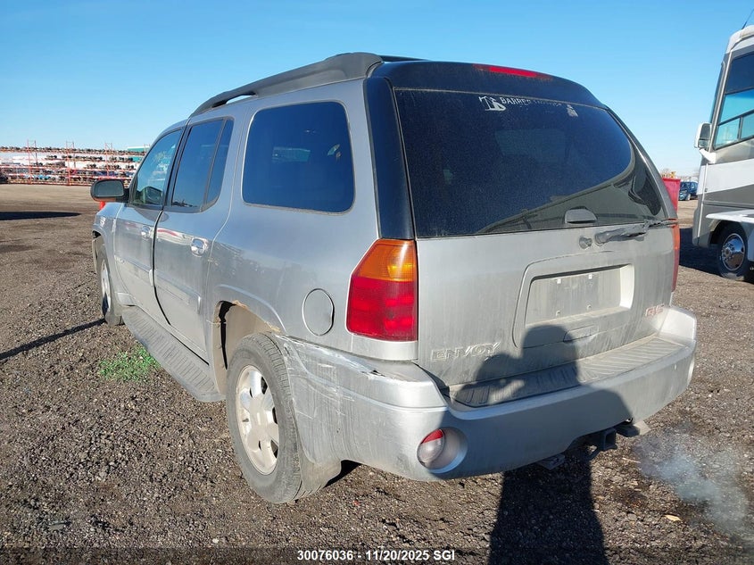 1GKET16S956153075 2005 GMC ENVOY photo no. 3