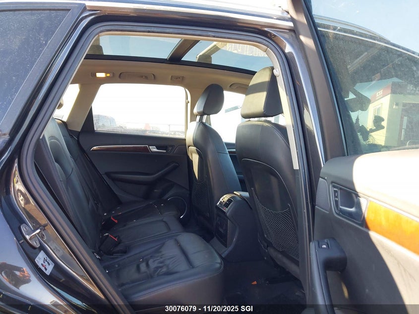 2010 Audi Q5 Premium Plus VIN: WA1LKCFP6AA055152 Lot: 30076079