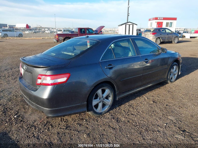 4T1BF3EK6AU512984 2010 TOYOTA CAMRY photo no. 4