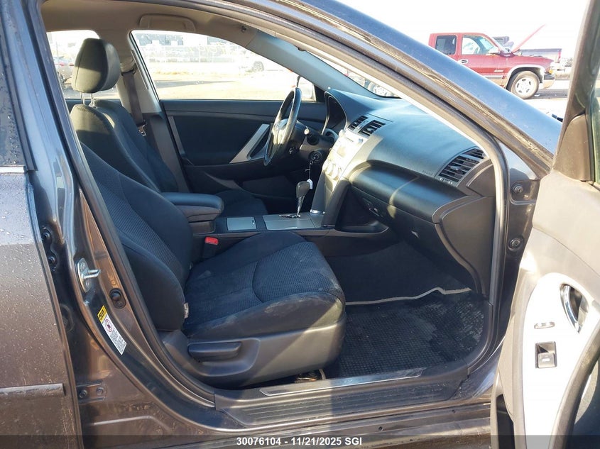 4T1BF3EK6AU512984 2010 TOYOTA CAMRY photo no. 5