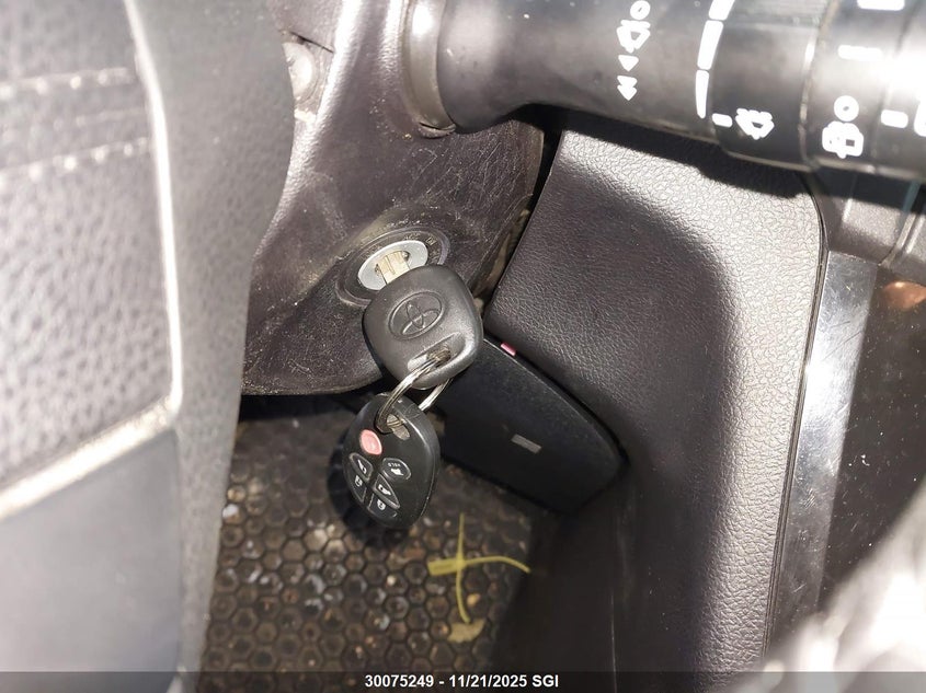 2015 Toyota Sienna Se 8 Passenger VIN: 5TDXK3DC2FS652509 Lot: 30075249