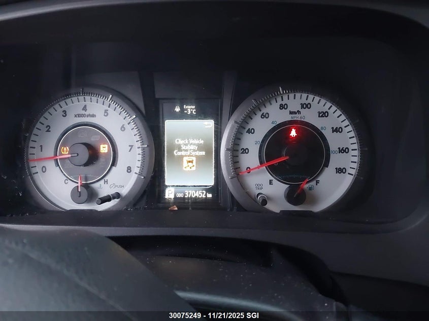 2015 Toyota Sienna Se 8 Passenger VIN: 5TDXK3DC2FS652509 Lot: 30075249