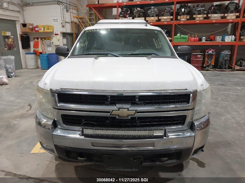 2008 Chevrolet Silverado K2500 Heavy Duty VIN: 1GCHK23K98F220302 Lot: 30068042