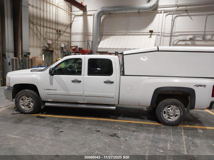 2008 Chevrolet Silverado K2500 Heavy Duty VIN: 1GCHK23K98F220302 Lot: 30068042