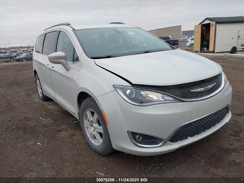 CHRYSLER PACIFICA TOURING L