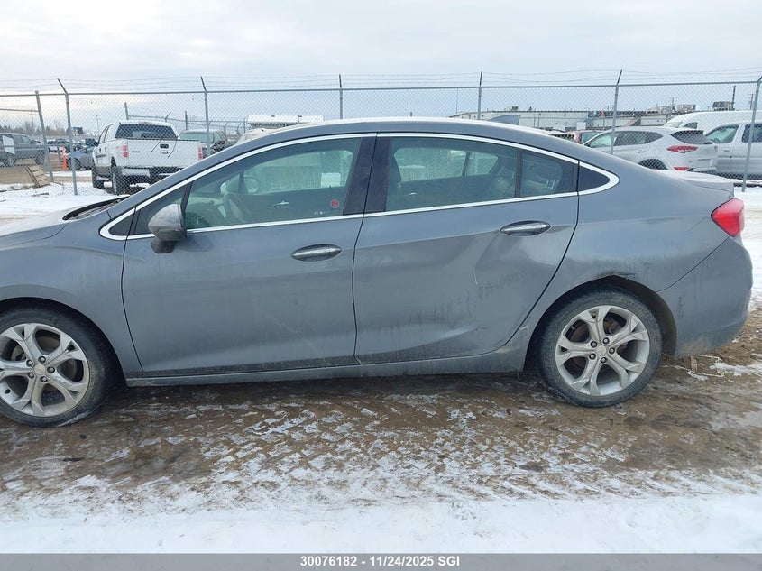 2018 Chevrolet Cruze Premier VIN: 1G1BF5SM8J7129044 Lot: 30076182