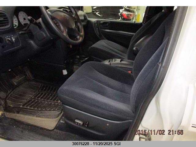 2B4GP44R81R236281 2001 DODGE CARAVAN photo no. 5