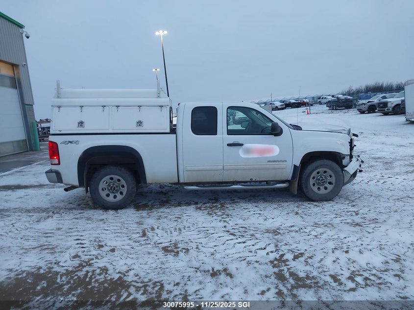 2011 GMC Sierra K1500 Sle VIN: 1GTR2VE37BZ371043 Lot: 30075995