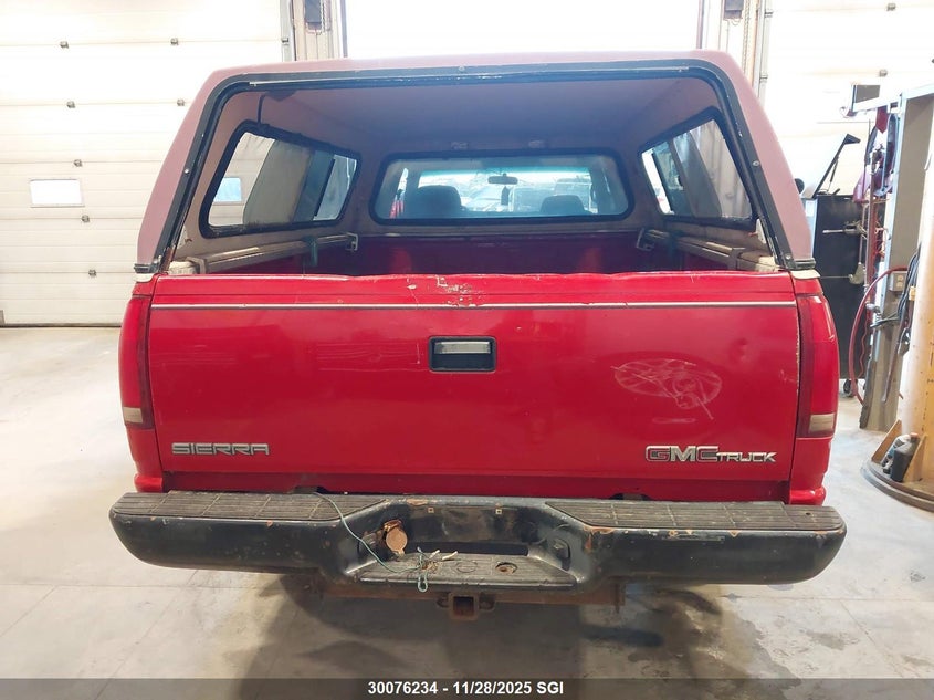 1997 GMC Sierra C2500 VIN: 1GTGC29F6VE560592 Lot: 30076234