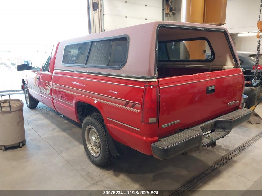 1GTGC29F6VE560592 1997 GMC SIERRA photo no. 3