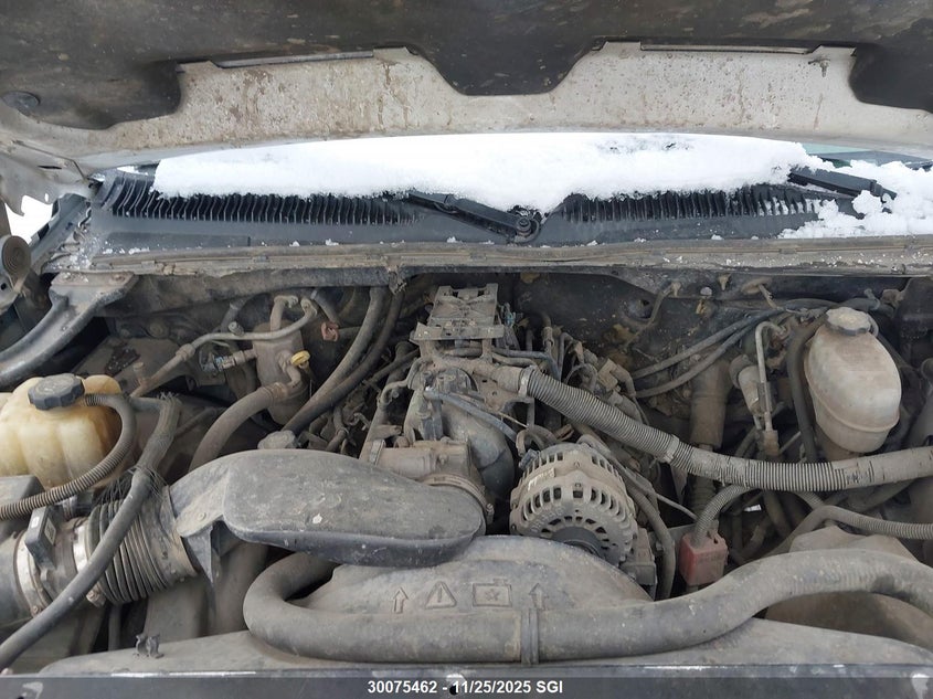 2005 Chevrolet Silverado K2500 Heavy Duty VIN: 1GCHK24U85E242048 Lot: 30075462